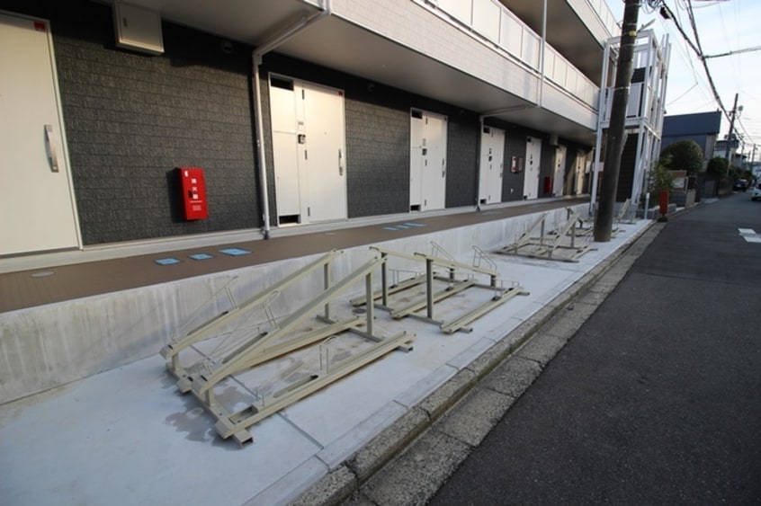 駐輪場 リブリ・厚木南