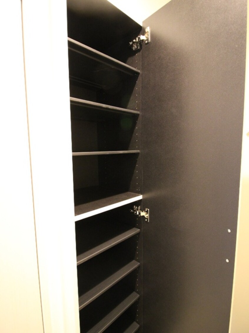 靴箱 リブリ・厚木南