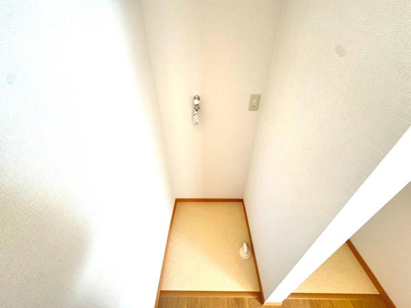 洗濯機置場 関住宅