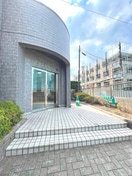 エントランス部分 グランドゥール泉