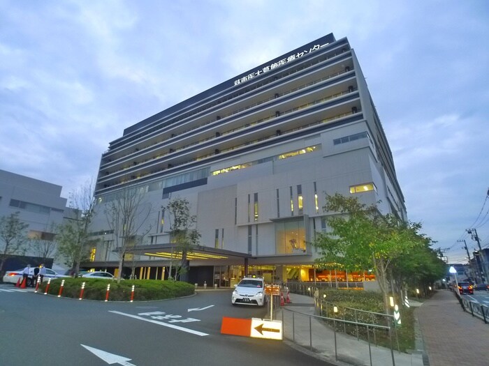 東京慈恵会医科大学　葛飾医療センター(病院)まで400m 森川荘