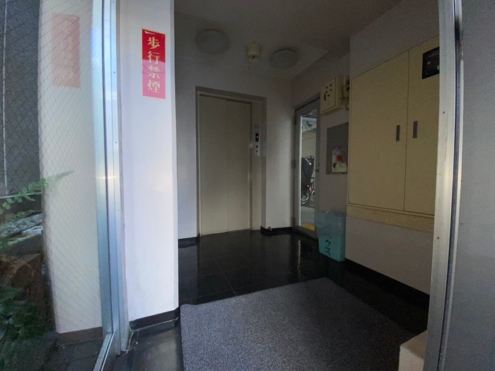 エントランス部分 エムハウス