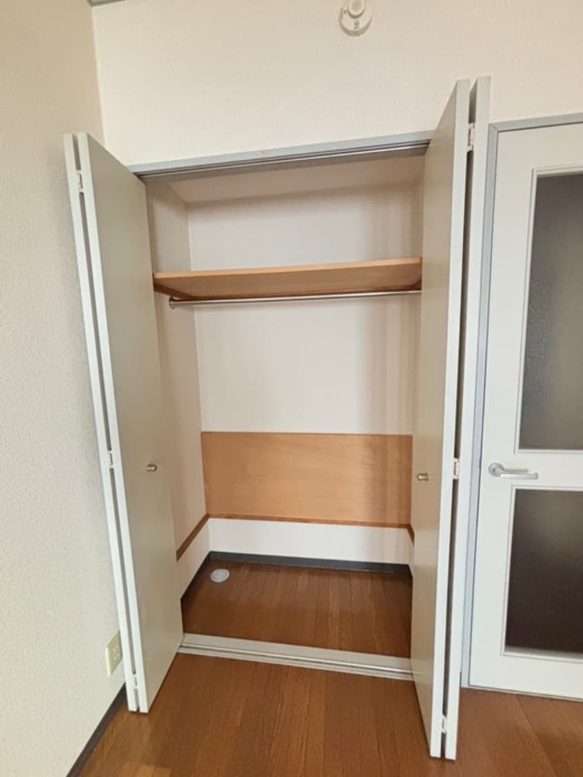 収納 ＹＯＳＨＩＤＡ  ＢＬＤ