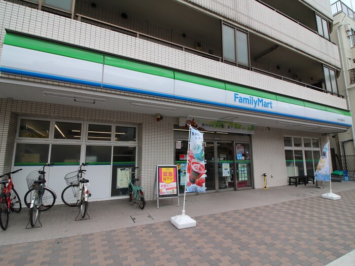 ファミリーマートかわだ多摩川店(コンビニ)まで70m ＹＯＳＨＩＤＡ  ＢＬＤ