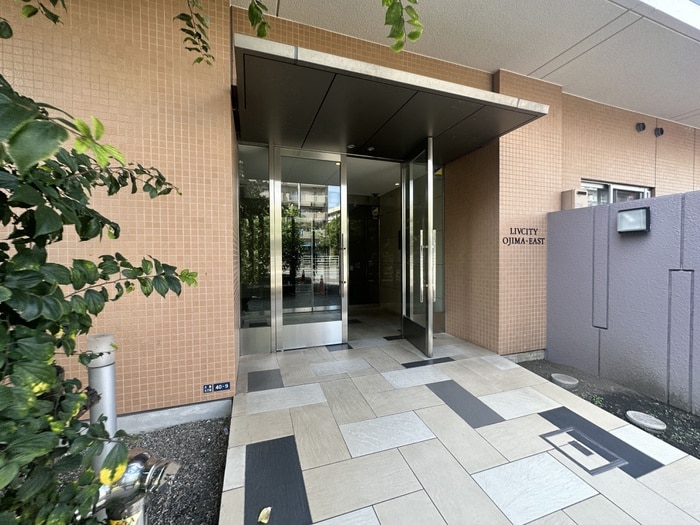 エントランス部分 リヴシティ大島イースト(404)