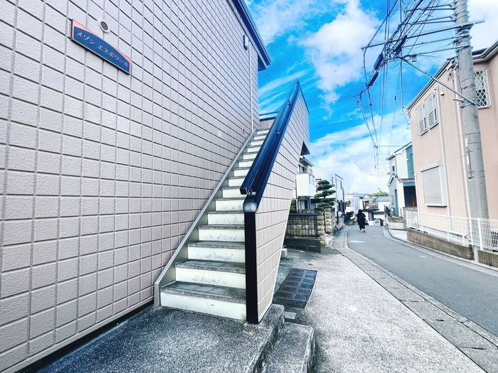 エントランス部分 メゾンエスポワ－ル