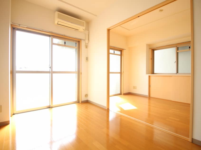 居室 ホワイトパレス