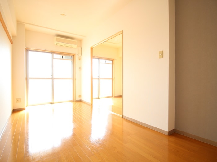 居室 ホワイトパレス