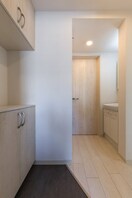 玄関 ＩＫＩ新八柱