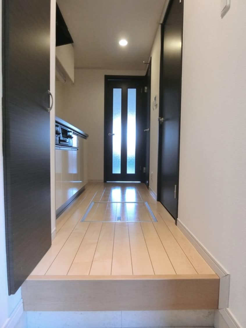 廊下 マイト　カジヤ