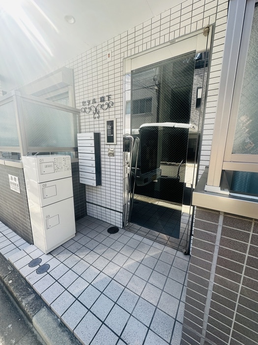 エントランス部分 セシル森下