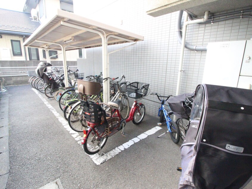 駐輪場 ボヌール山崎