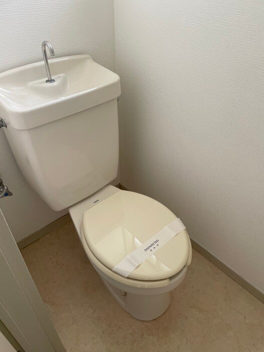 トイレ サンフォ－トレス