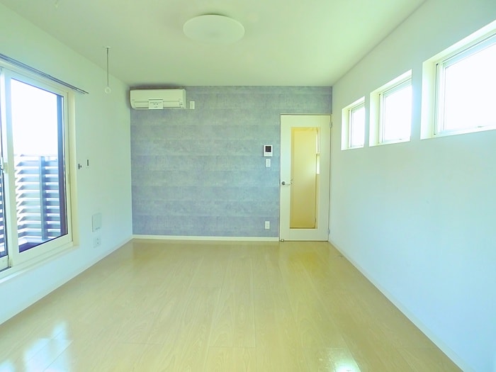 居室 ロイヤルアーデンⅢ