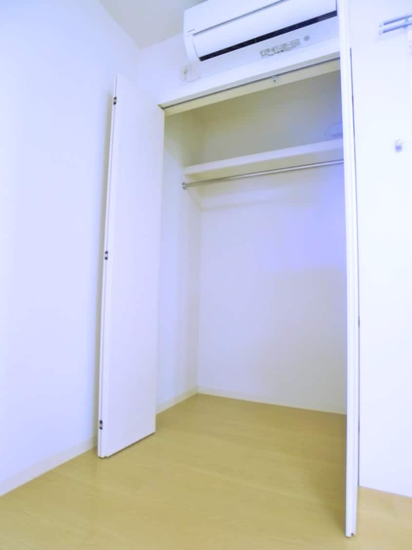 収納 ロイヤルアーデンⅢ