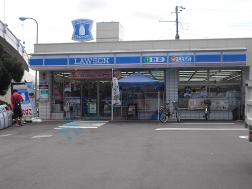 ローソン　板橋三園１丁目店(コンビニ)まで795m サマックス三園E棟