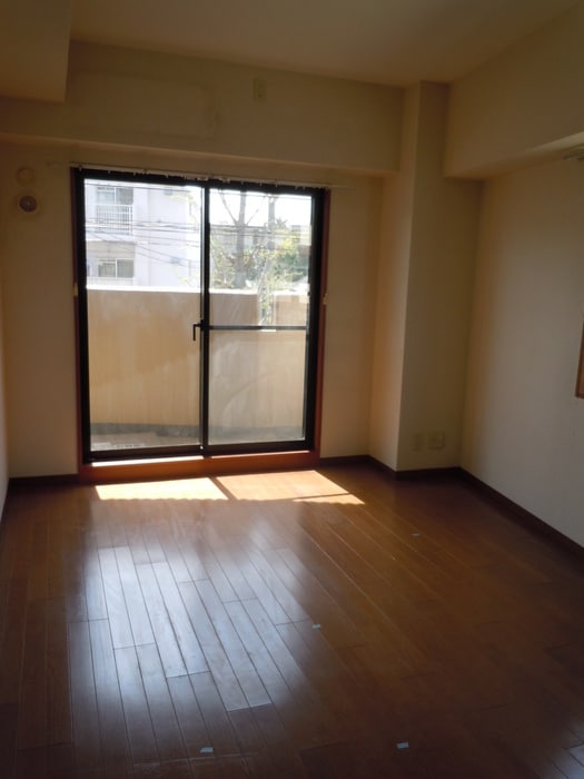 居室 ミレニアムコート青葉台