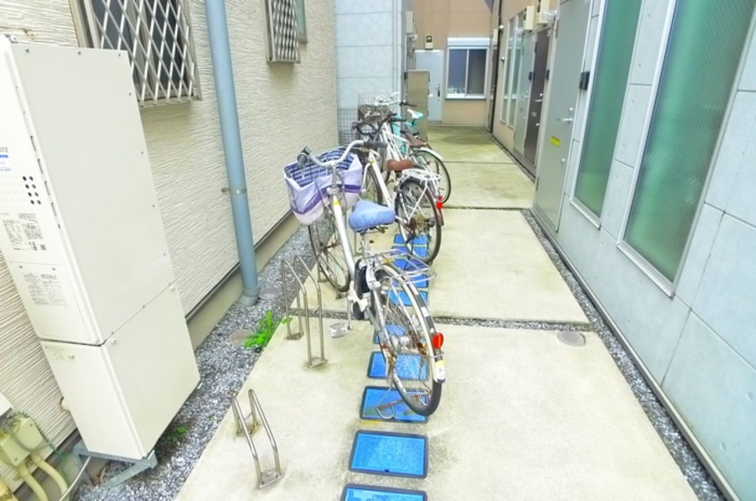 駐輪場 ピッコロッカ新小岩