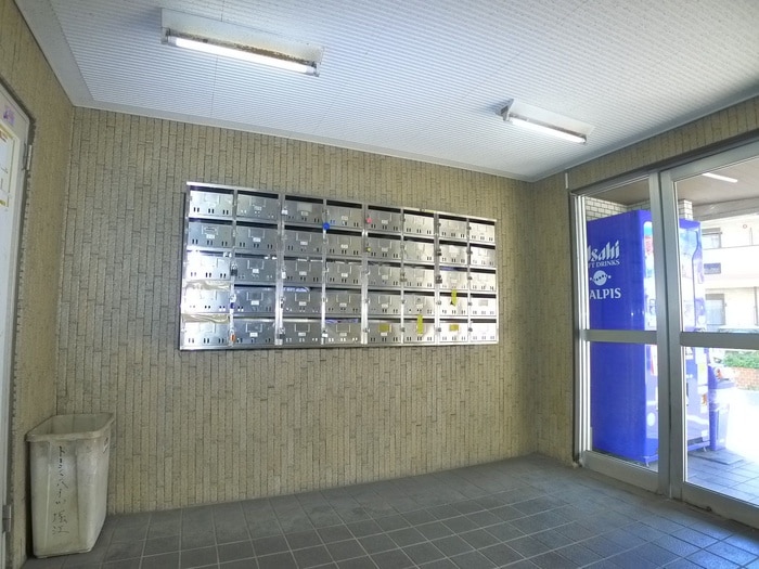 エントランス部分 トーシンハイツ堀江