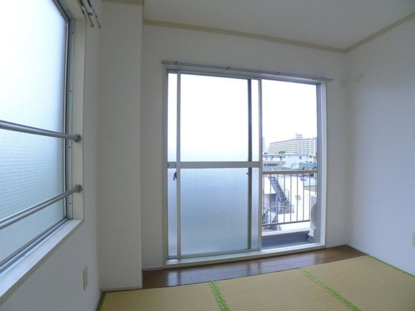 居室 ローヤルコーポ浅野