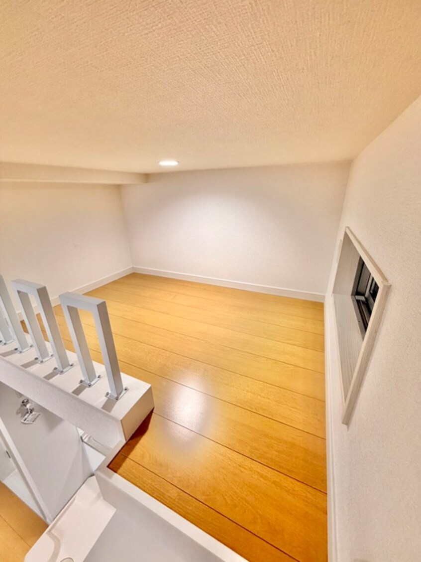 ロフト レナータ