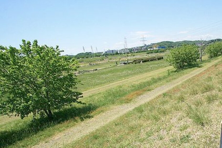 多摩川親水公園(公園)まで850m ソシエ－ル