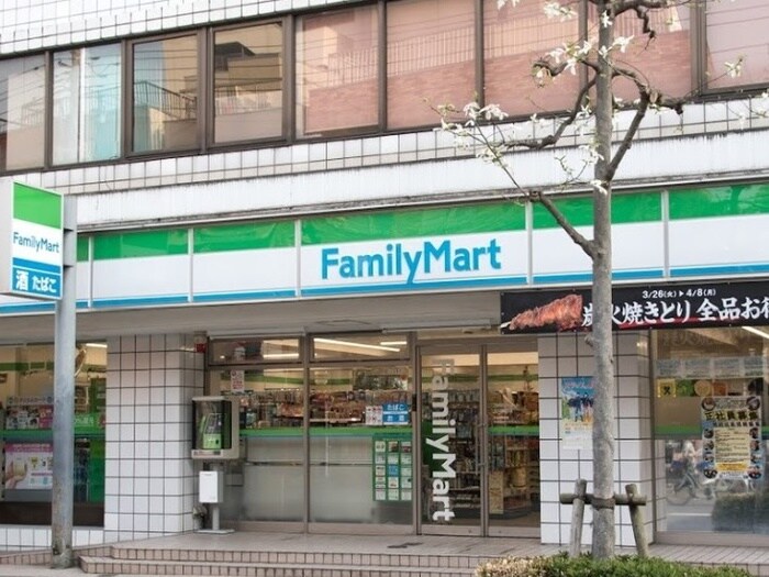 ファミリーマート立川錦町店(コンビニ)まで400m シャトレーヌ松本