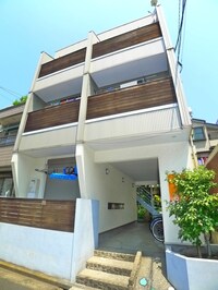 スクエア綾瀬