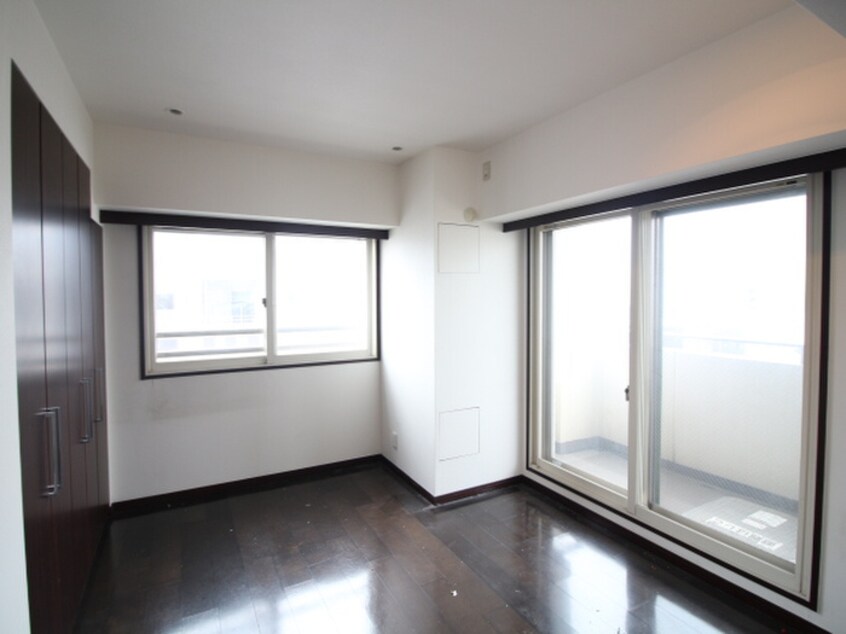 居室 ドゥーエ日本橋