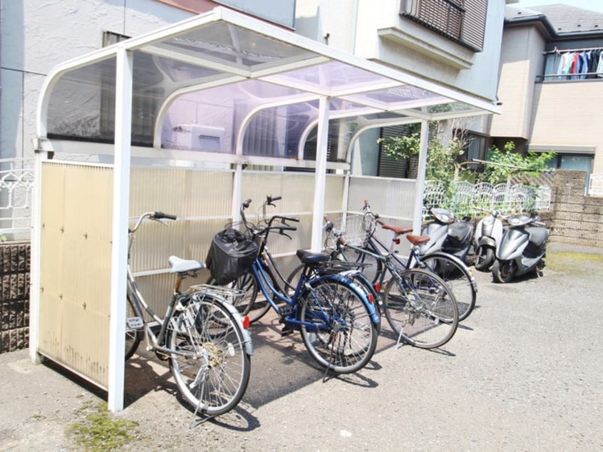駐輪場 西大泉壱番館