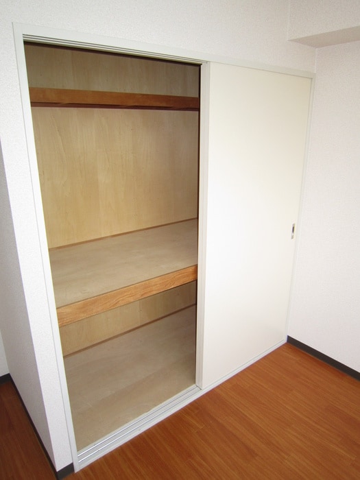 収納 第７２シンエイビル