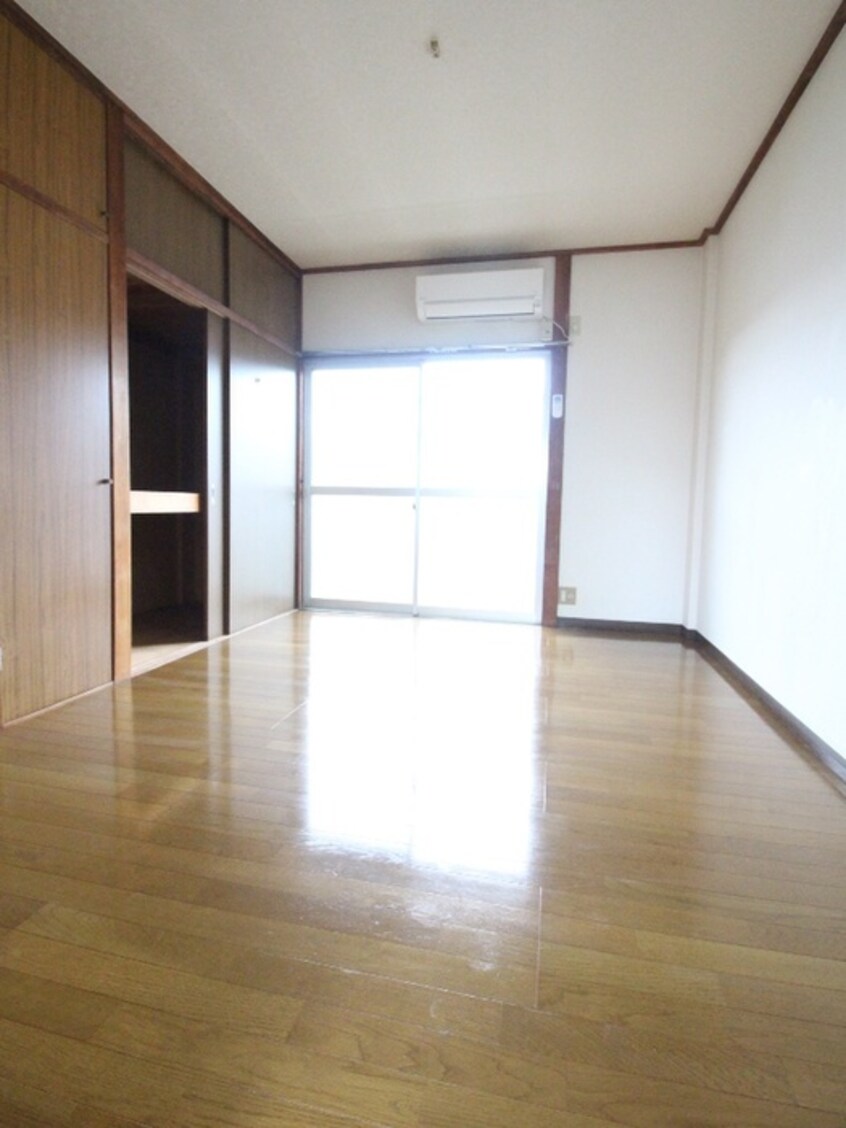 居室 コ－ポ榎戸　２