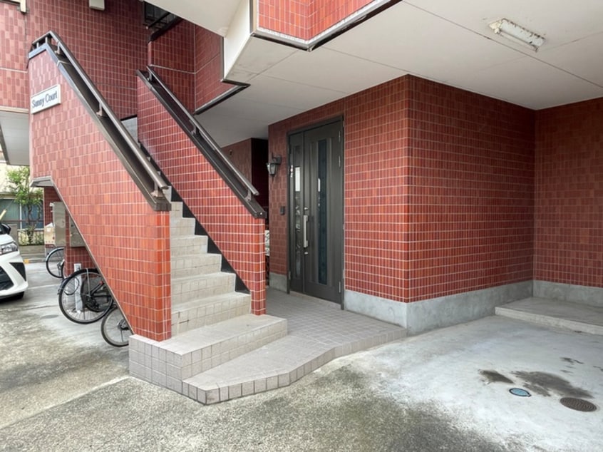 エントランス部分 ＳＵＮＮＹ　ＣＯＵＲＴ