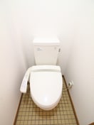 トイレ ＳＵＮＮＹ　ＣＯＵＲＴ