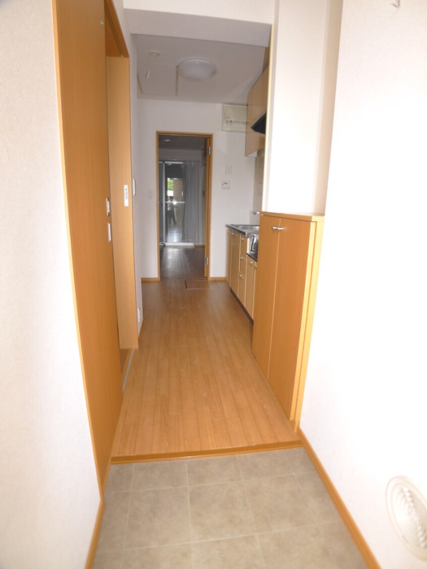 玄関 サンドエル穴川