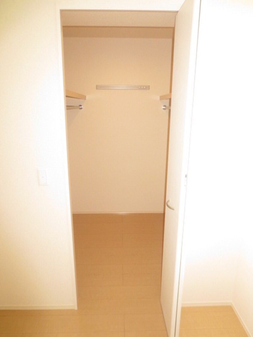 収納 カメリア並木