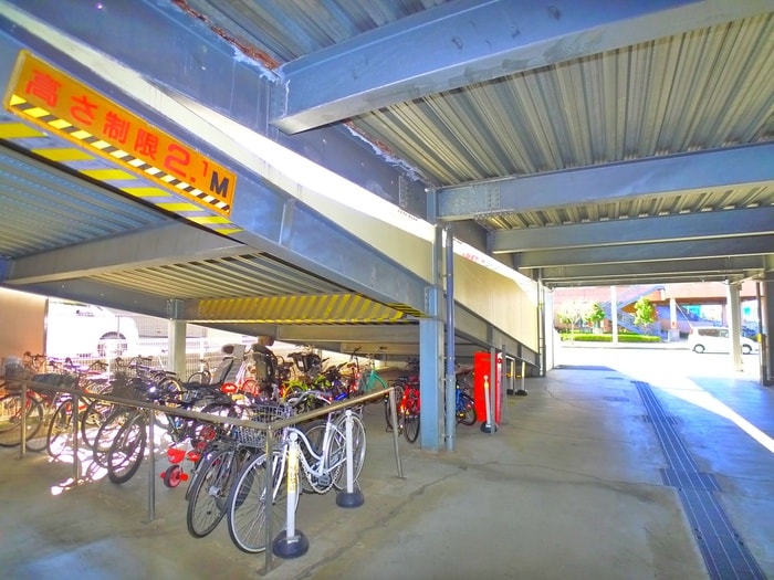 駐輪場 サニーウェル仲村