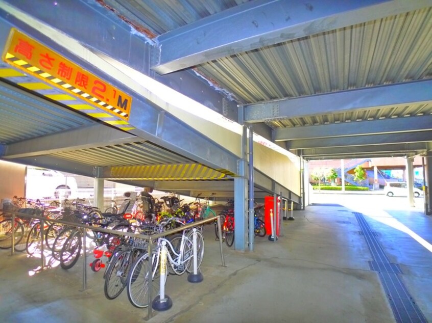 駐輪場 サニーウェル仲村