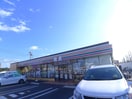 セブンイレブン(コンビニ)まで417m 稲毛団地６号棟（１０１）