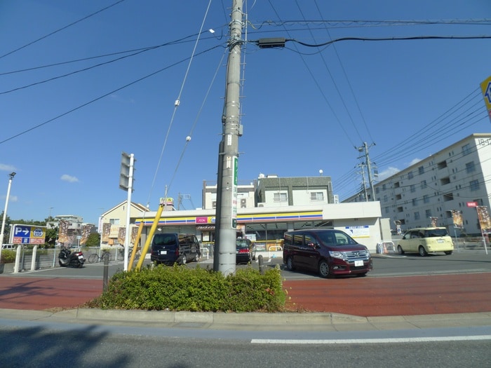 ミニストップ(コンビニ)まで367m 稲毛団地９号棟（１０５）