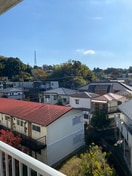 室内からの展望 格子屋マンション