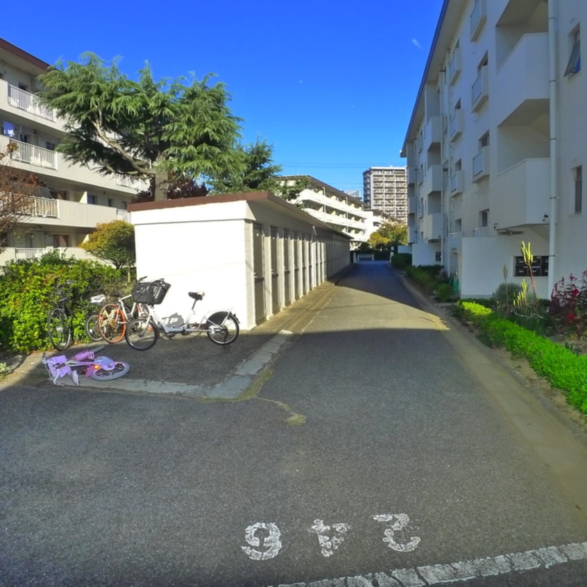 周辺環境 稲毛団地１３号棟（１０５）