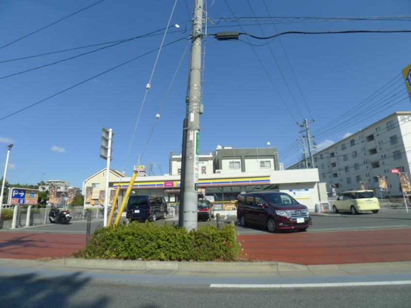 ミニストップ(コンビニ)まで410m 稲毛団地１３号棟（１０５）