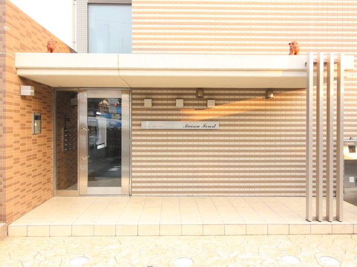 エントランス部分 メゾン　フォーリスト