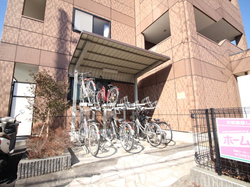 駐輪場 インマヌエル