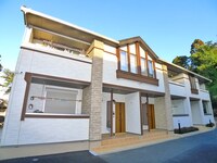 ラヴィアンローズＢ