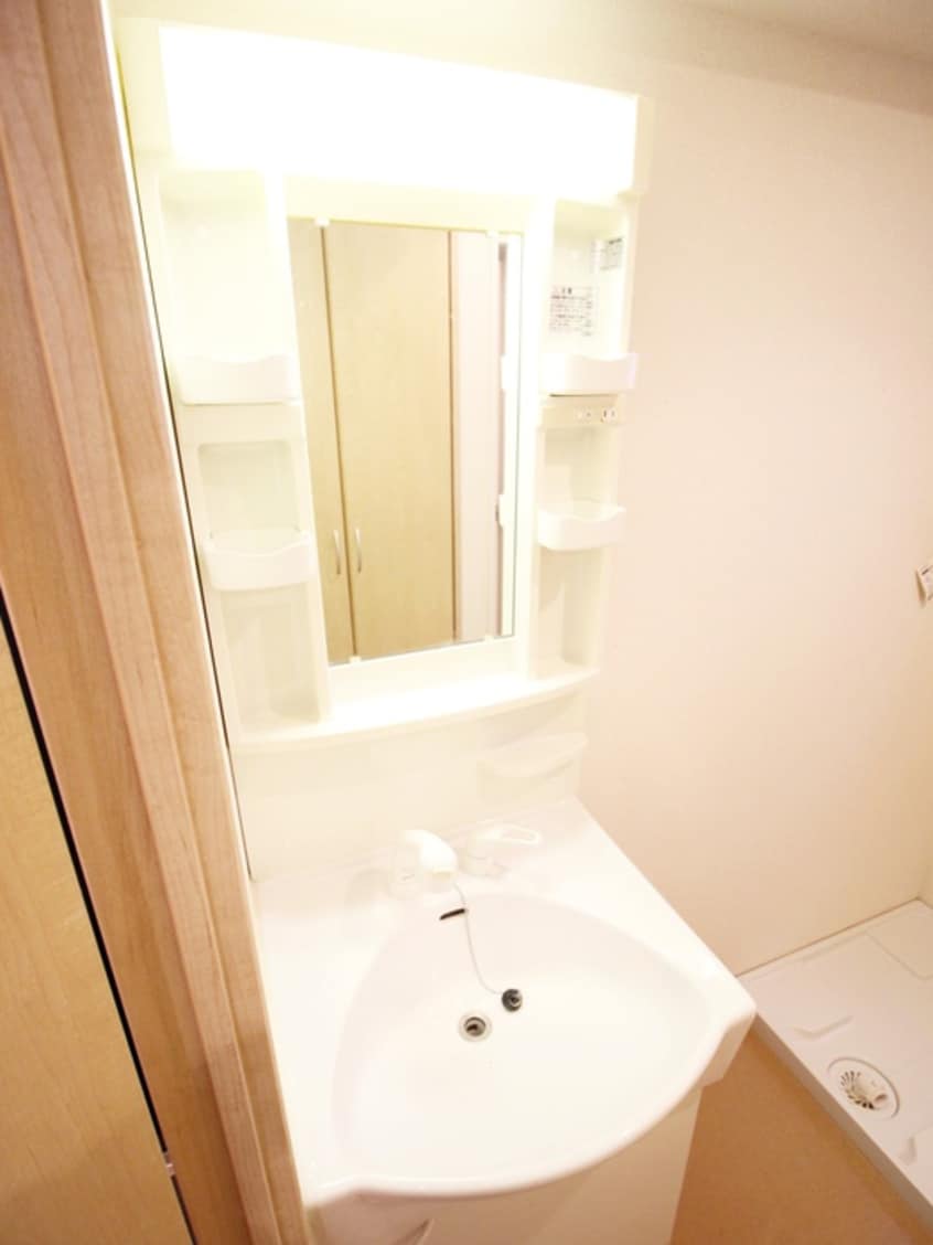 洗面 Ｌａｐｉｓ　Ａｚｕｌ　