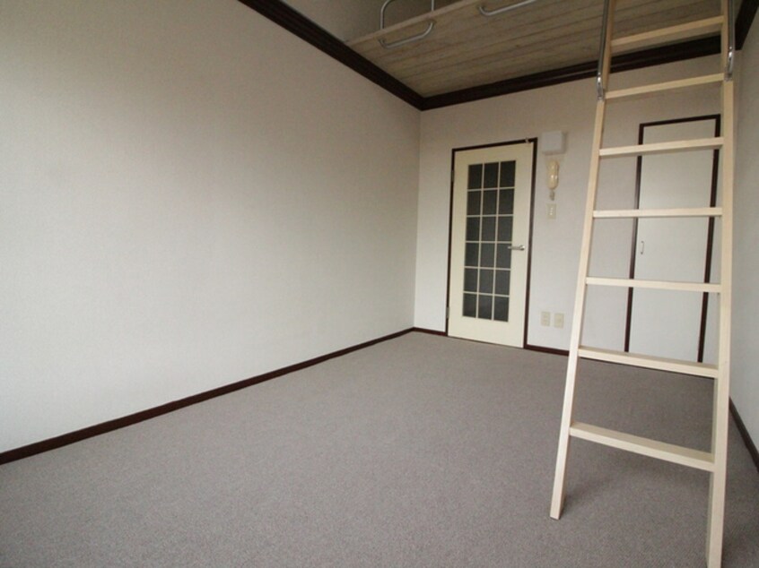 居室 五十鈴坂壱番館