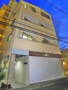 アクシス根本の外観