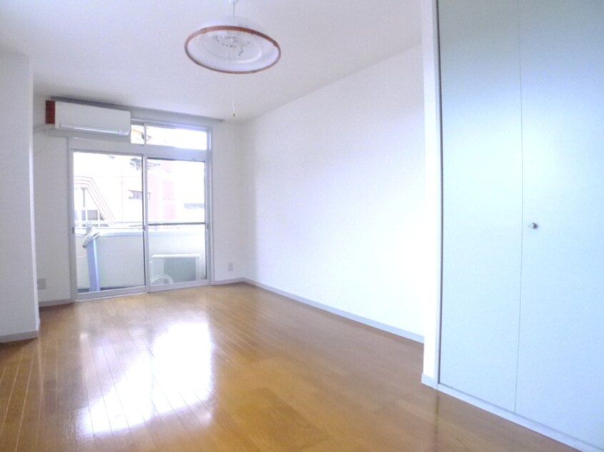 室内からの展望 アクシス根本